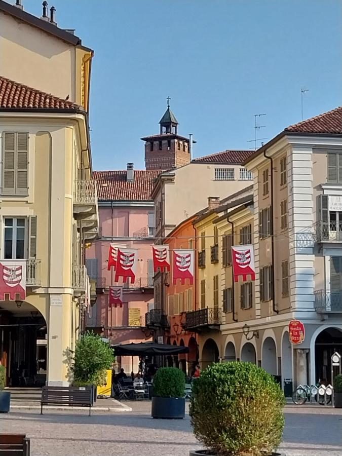 Casa Cozy - Comodo Appartamento In Asti Centro Kültér fotó